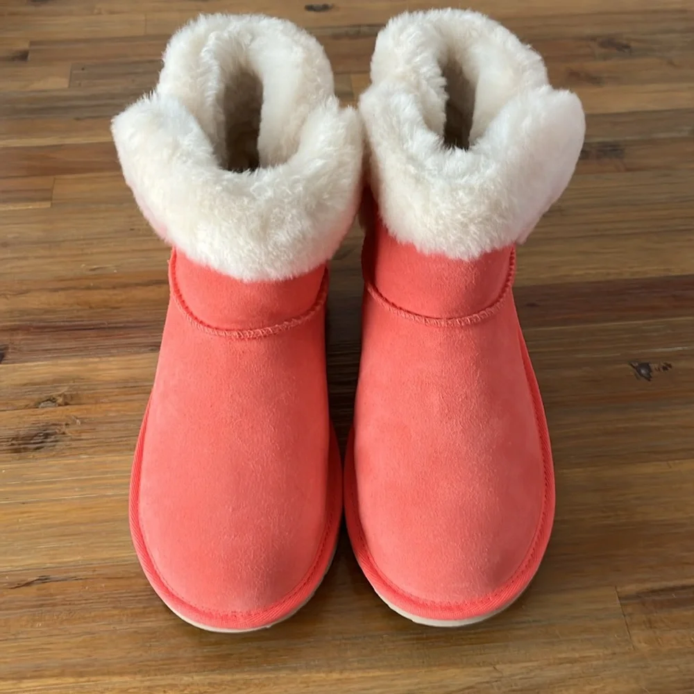 UGG Saniya Shearling Boots Big Kids 4, Womens 6, EU 36 Coral Pink 1153637K